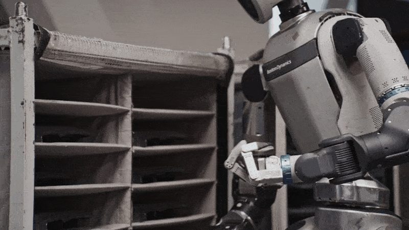 建筑化工原料价格波动背后的因素解析**